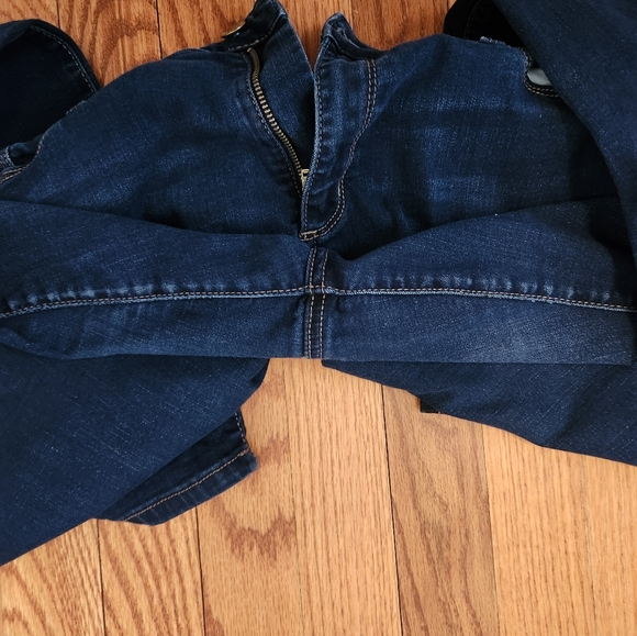 Universal Thread Jeans - Picture 5 of 5